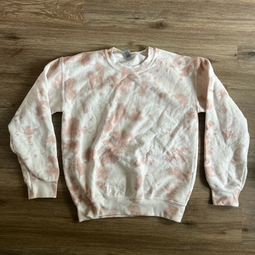 Tan/Beige Tie-Dye Sweatshirt